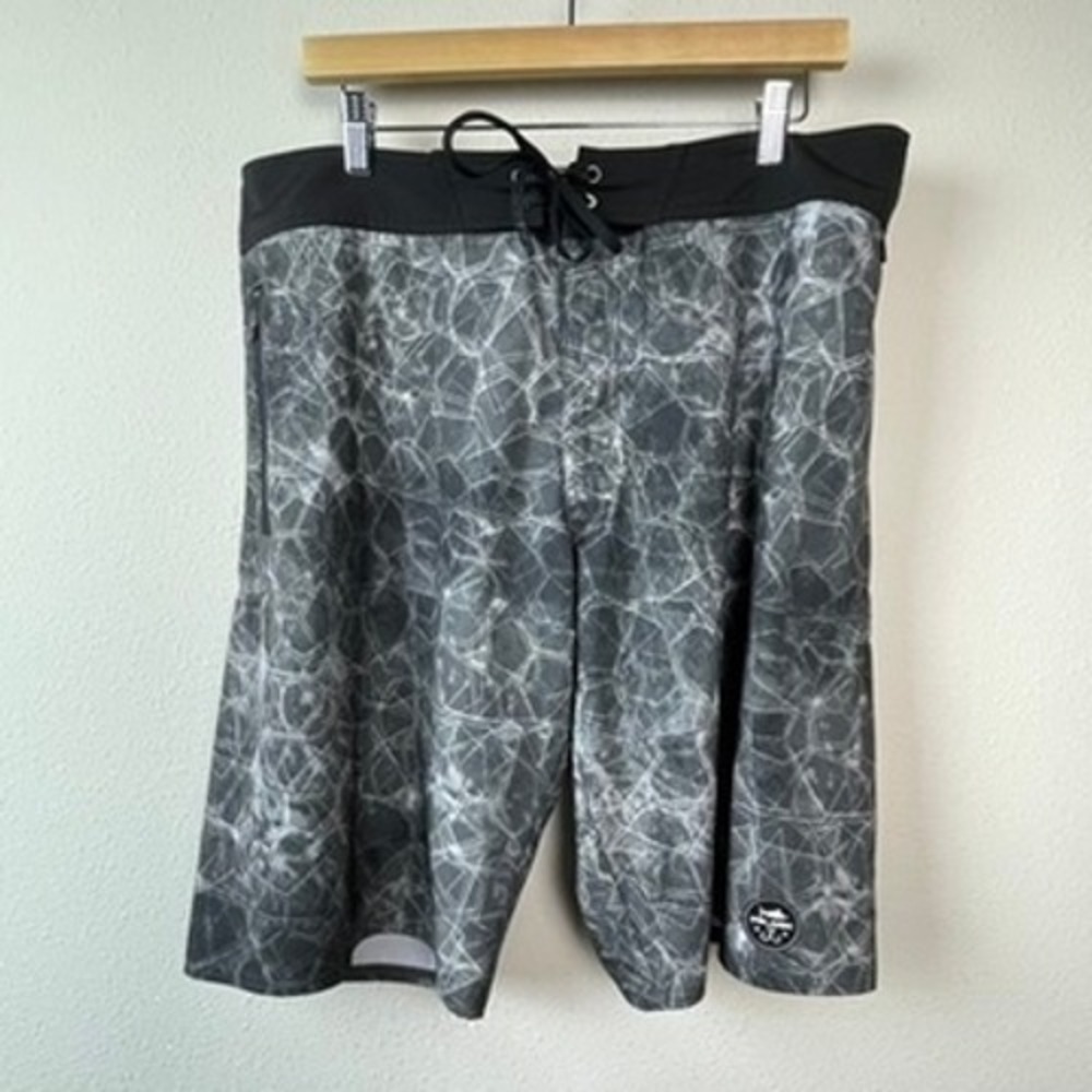 Pelagic Hydro-Lite Board‎ Shorts Mens 36 Grey Geometric Fishing Surf Quick Dry